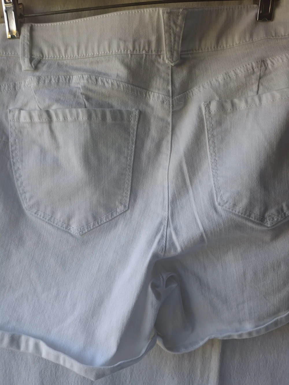 Democracy White Women's Denim Shorts